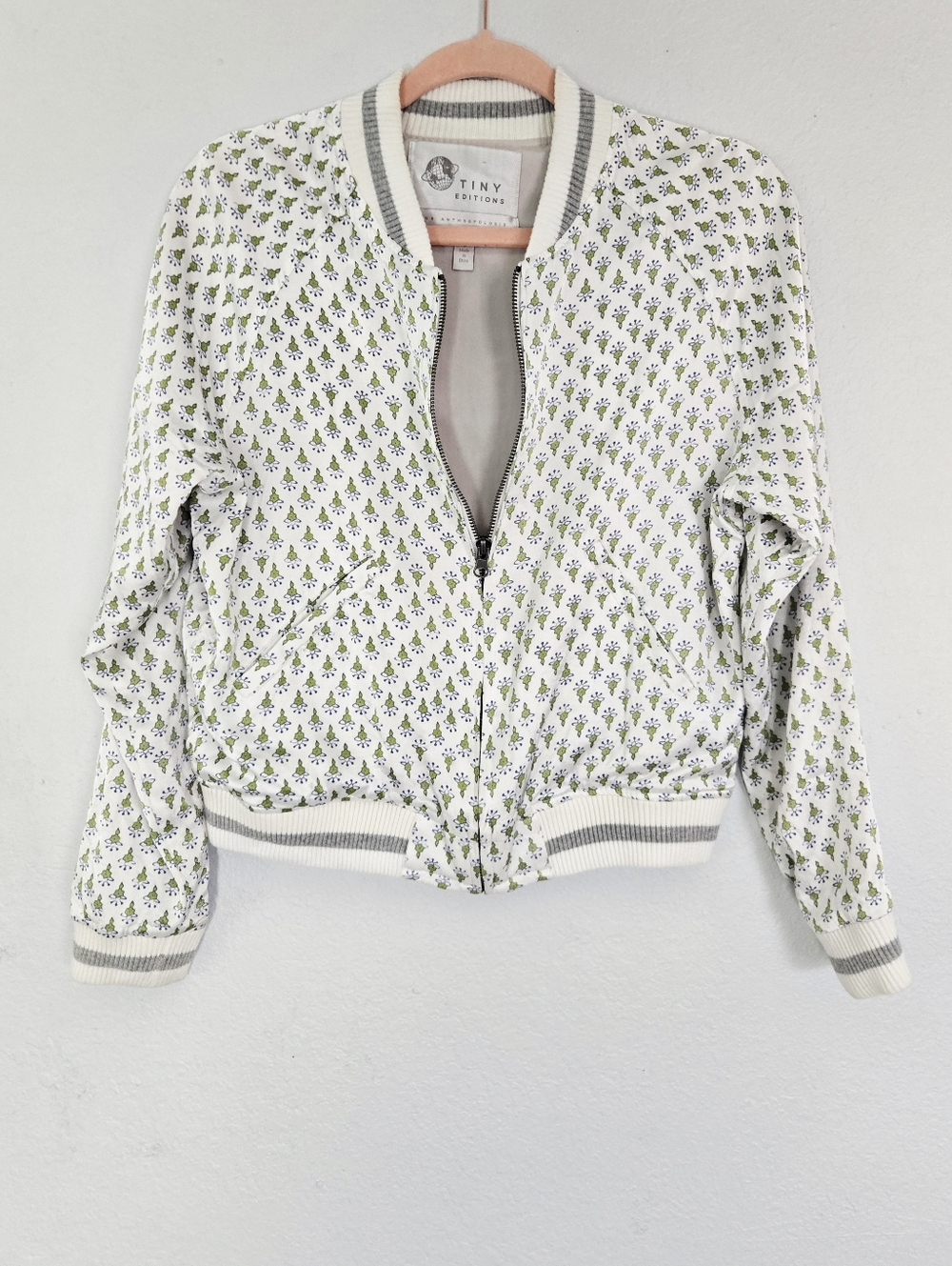 Anthropologie TINY Editions Floral Embroidered Satin Bomber Jacket Small - Picture 3 of 13